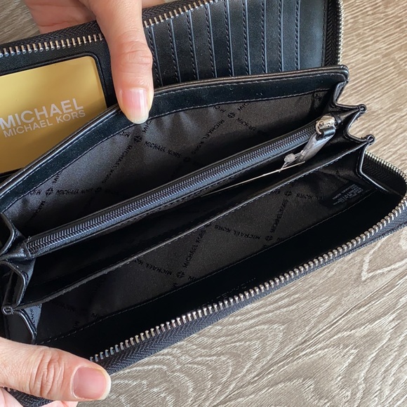 NWT Michael Kors Lg Travel Continental Wallet - Picture 6 of 8